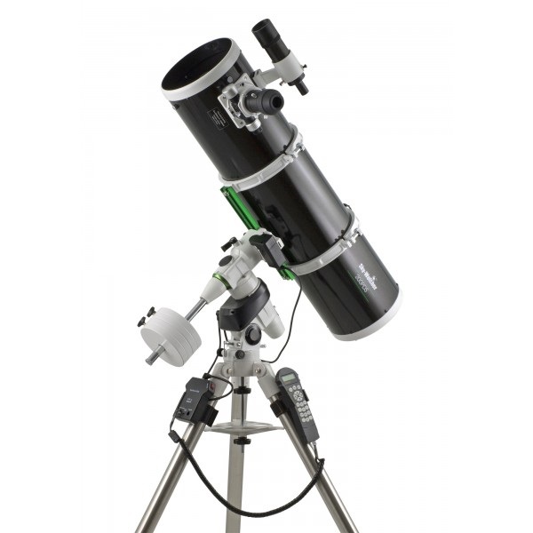 Télescope Newton 200/1000 PDS sur monture NEQ5 Pro GoTo équatoriale - Sky-Watcher