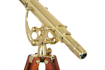 22303_Ambassador_50mm_7_570x380@2x